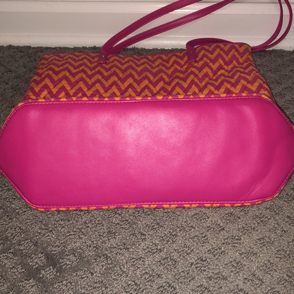 Vera Bradley Tote Bag - Picture 2 of 3